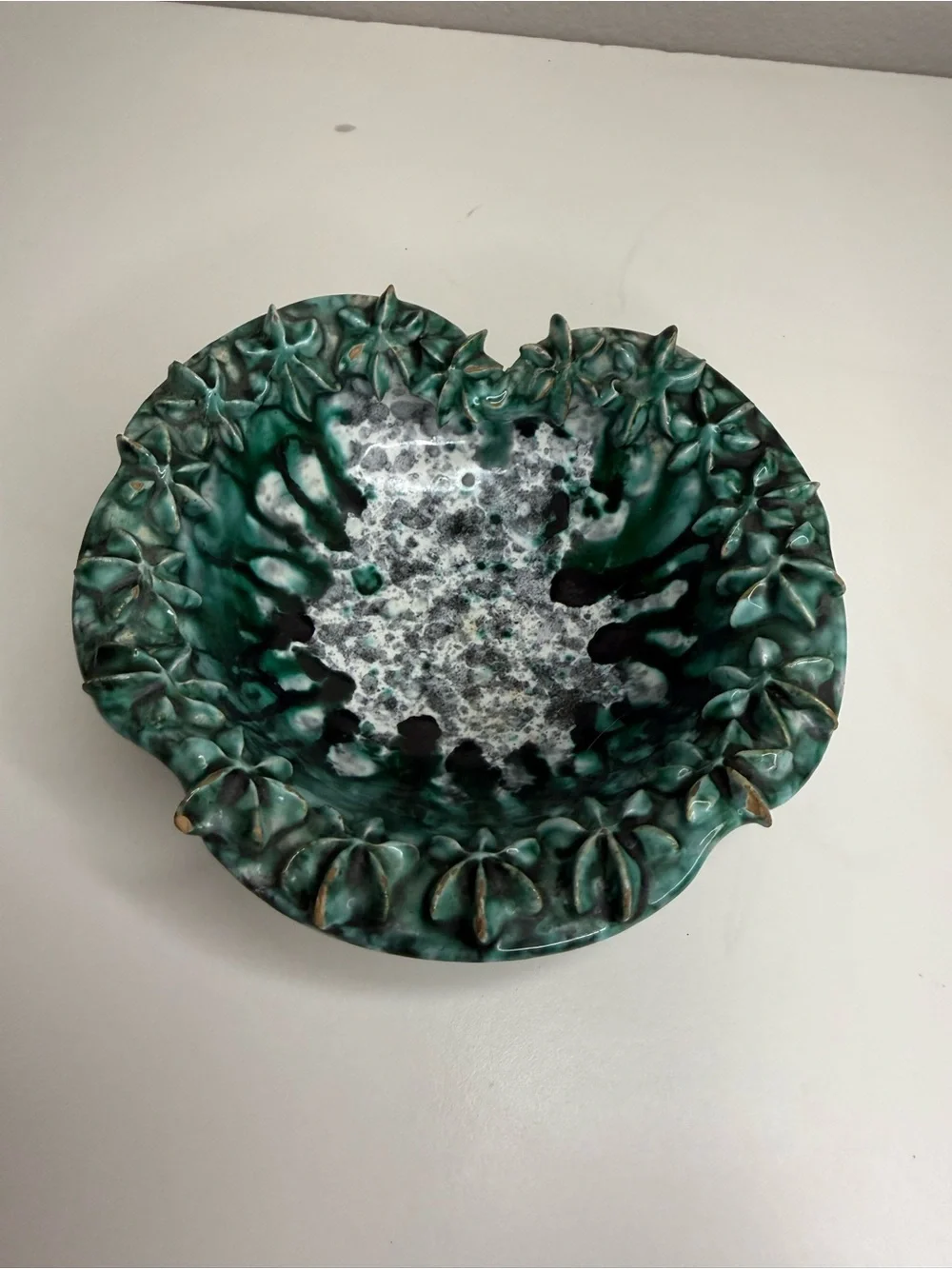 Vintage Art Pottery Green Drip Glaze Sculptural Leaf Bowl Signed 4” catch all